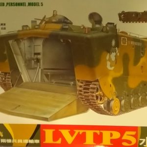 LANDING VEHICLE, TRACKED, PERSONNEL, MODEL 5 LVTP5  -  Escala 1/35